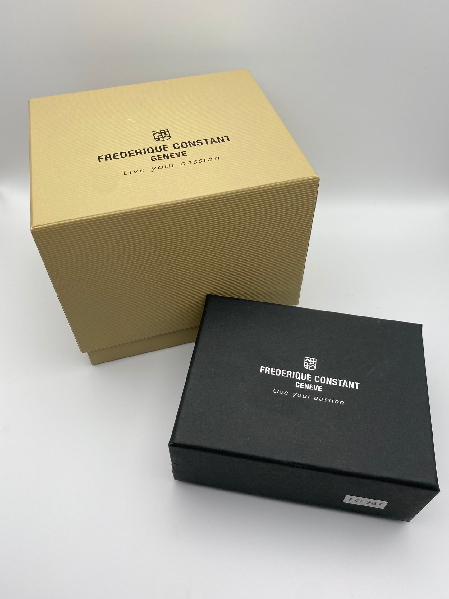 FREDERIQUE CONSTANT Vitality 36mm Smart Watch (FC-286N3B6B)