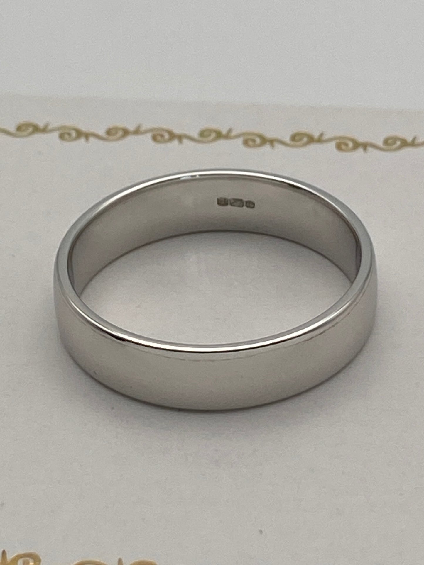 9ct White Gold 5mm Classic Wedding Band